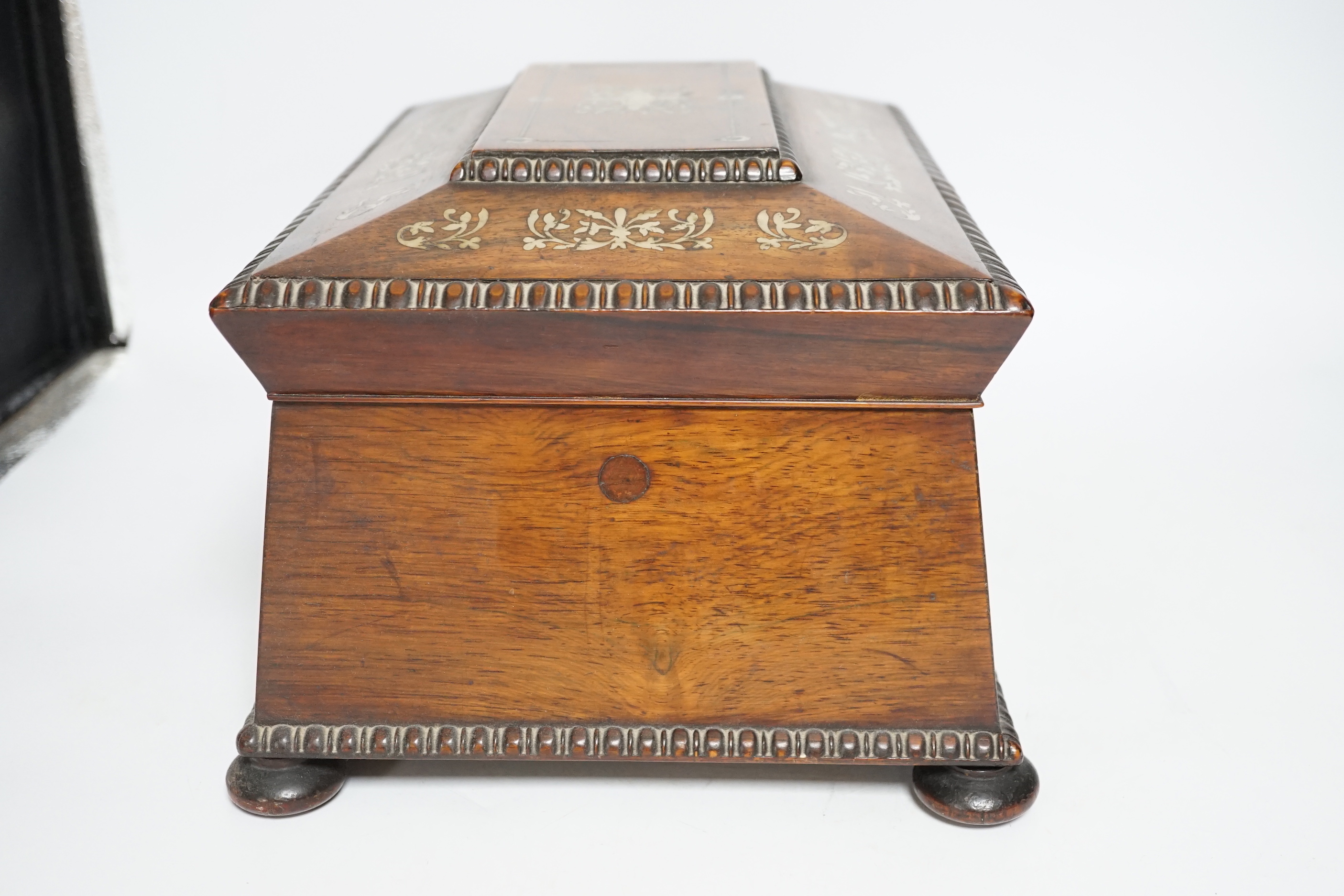 A William IV mother of pearl inlaid rosewood jewellery casket, 30cm wide